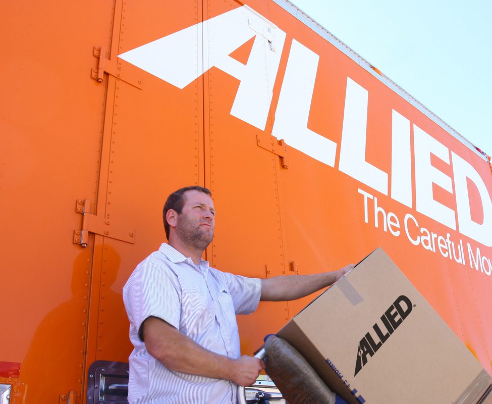 Piepho Moving & Storage worker. Rosemount Movers - Piepho Moving & Storage