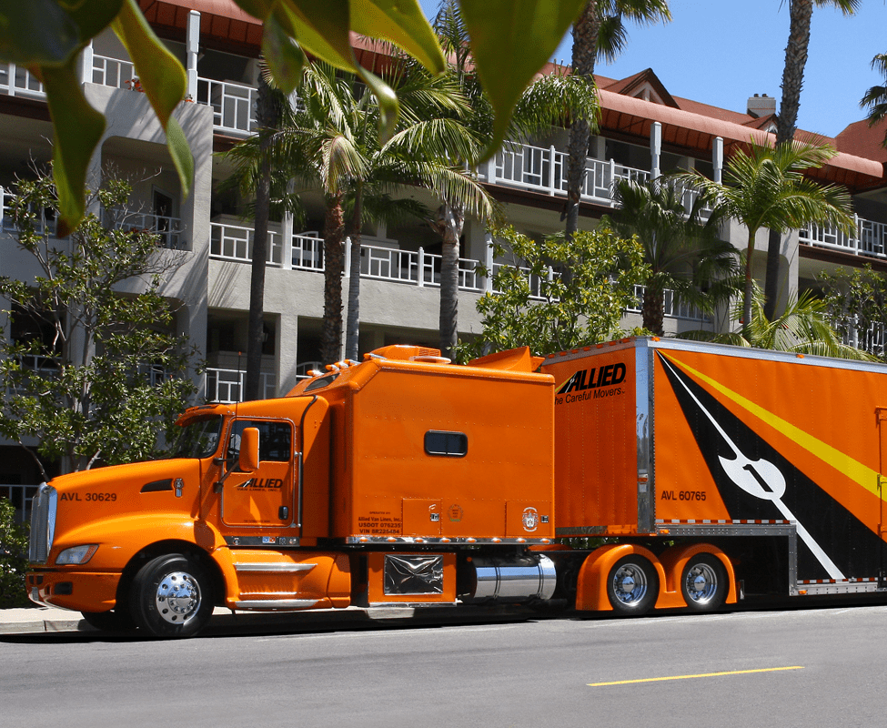 Piepho Moving & Storage Trailer/Bus: Allied - Cottage Movers